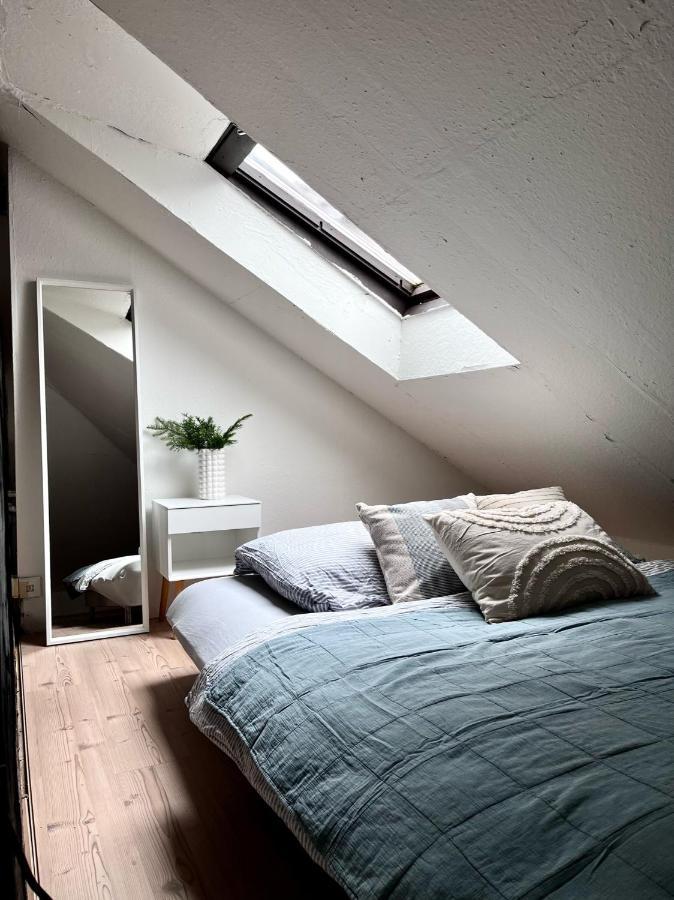 Loft Apartment Close To Metro Palmovka Prague Exterior photo