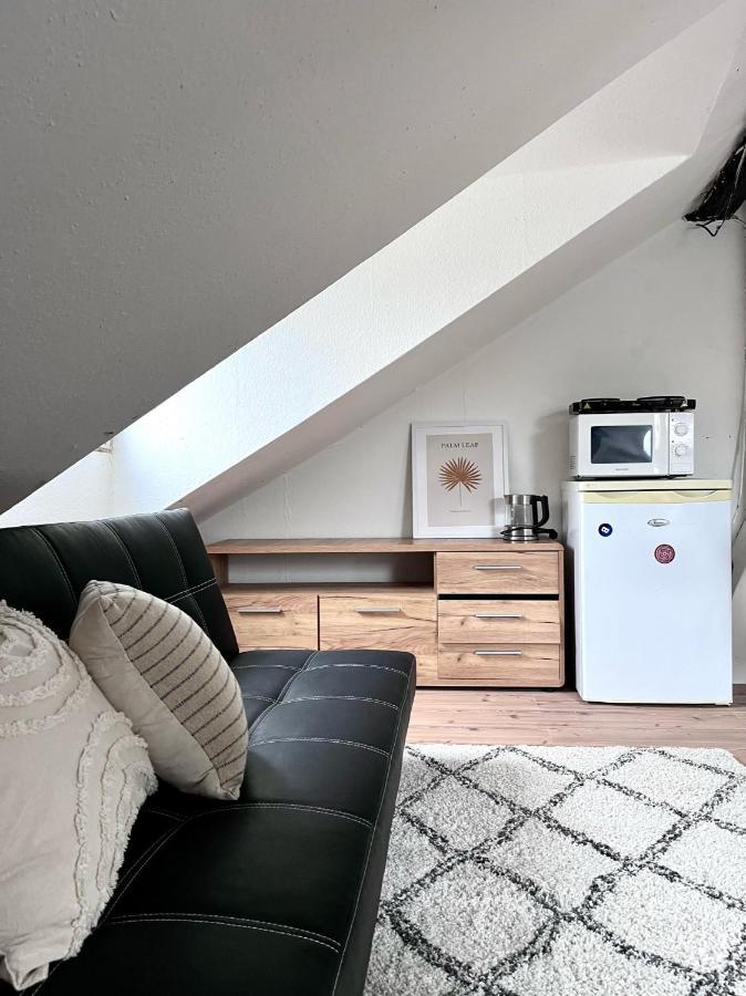 Loft Apartment Close To Metro Palmovka Prague Exterior photo